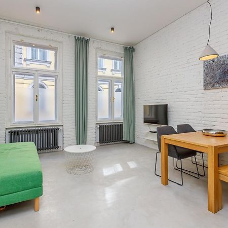 Krasny Byt V Historickom Centre Bratislavy Bratislava Ngoại thất bức ảnh